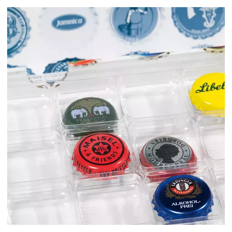 Estuche Leuchtturm para 96 ??tapas de botellas, cabidades cuadrados